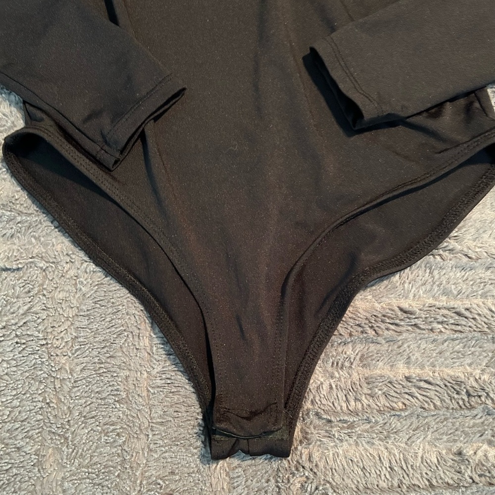 Zara Black Bodysuit with Cut-Out - Picture 3 of 6
